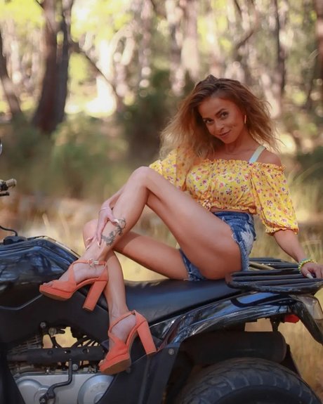 _Olga Ovsienko onlyfans model photos