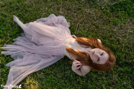 Fieryfairy_ onlyfans model images