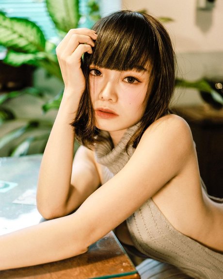 Queenie Lam only fans content