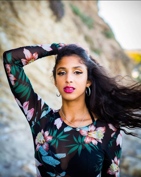 Sara Sandal onlyfans