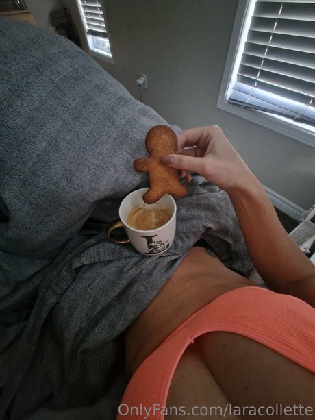 Lara Collette onlyfans leajs