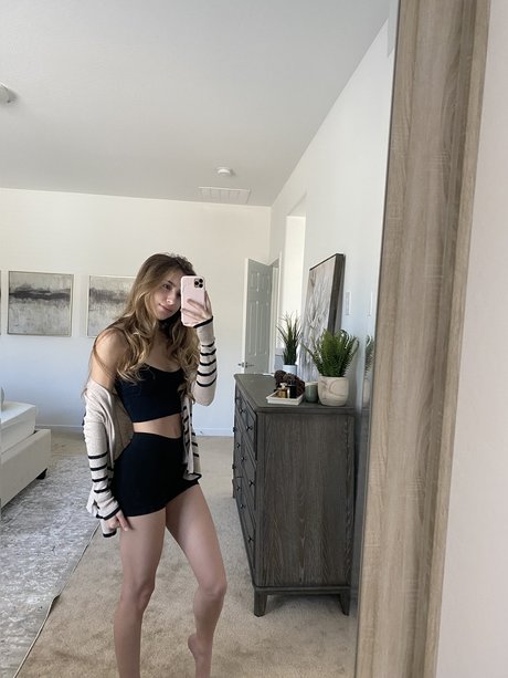 Knights Ry onlyfans striptease