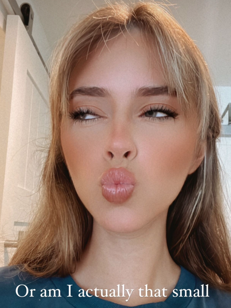 Emily Zeck onlyfans nude tits