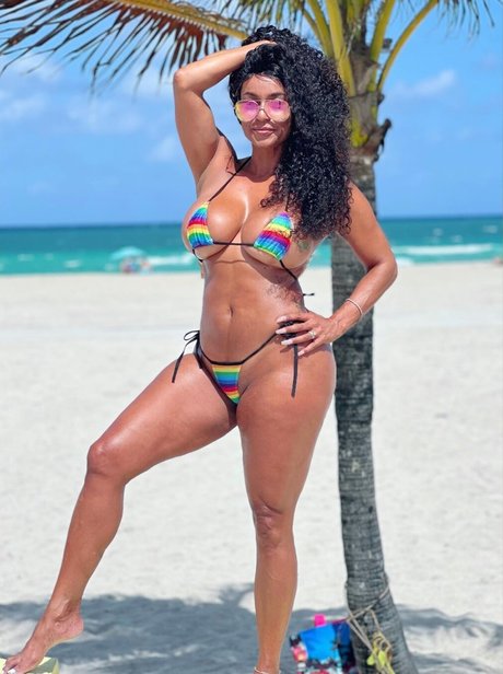 Sonya Red onlyfans leakes