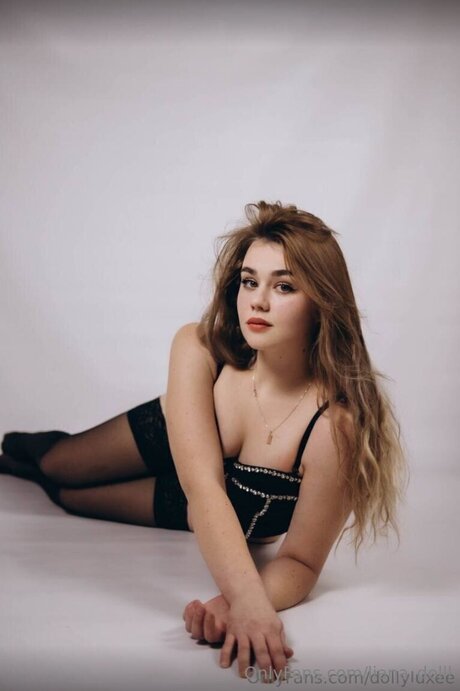 Liana Dolll leaked onlyfans.