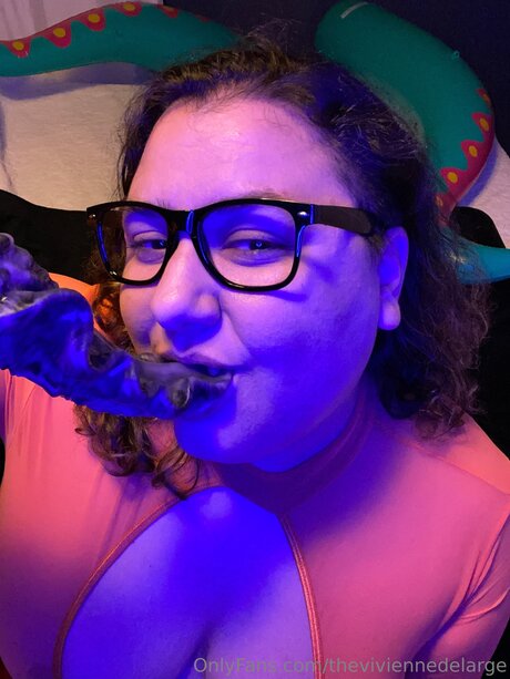 Theviviennedelarge onlyfans free