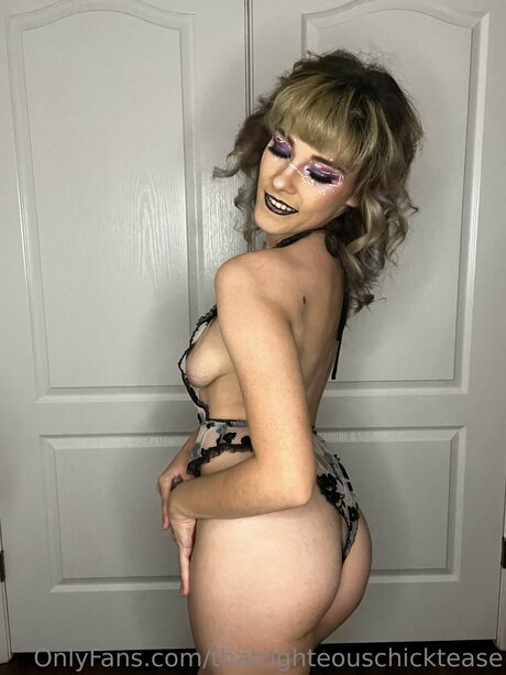 Thatrighteouschicktease only fans