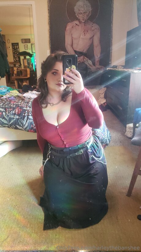 Harleythebanshee onlyfans sextape