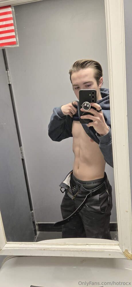 Hotrocx onlyfans post