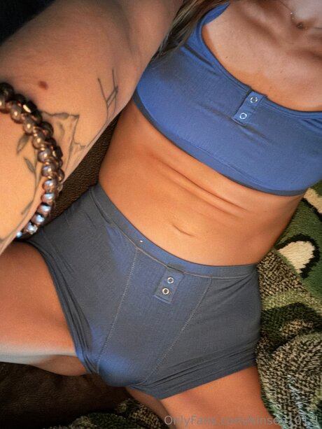 Kinsey101 1 nude leak onlyfans