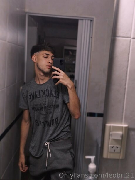 Leobrt21 onlyfans nudes
