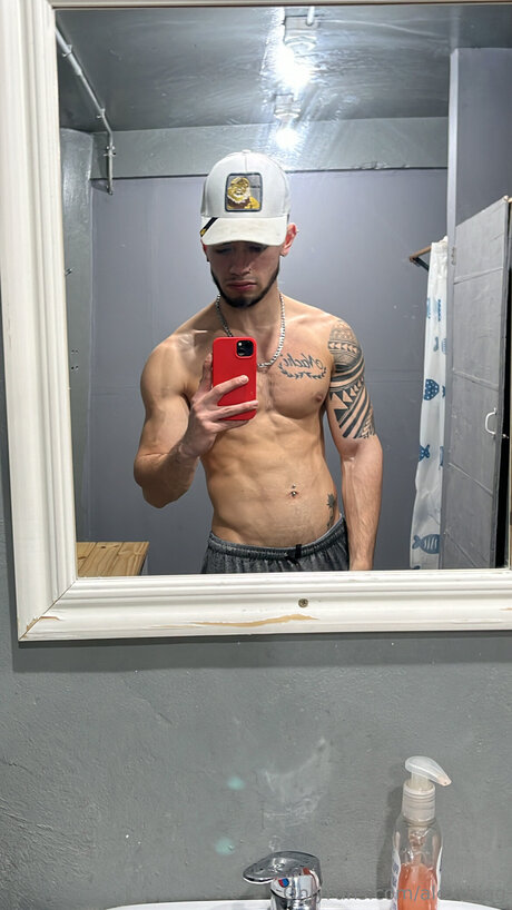 Alexthiag only fans pic