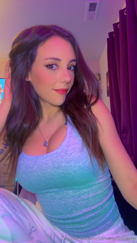 Sdhotwife69vip onlyfans leaked photos