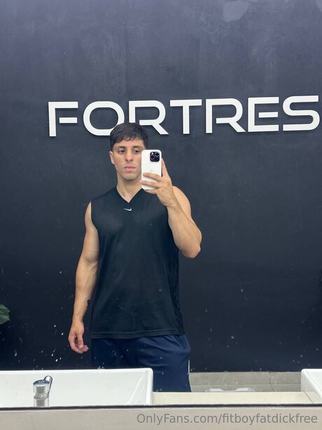 Fitboyfatdickfree onlyfans hot