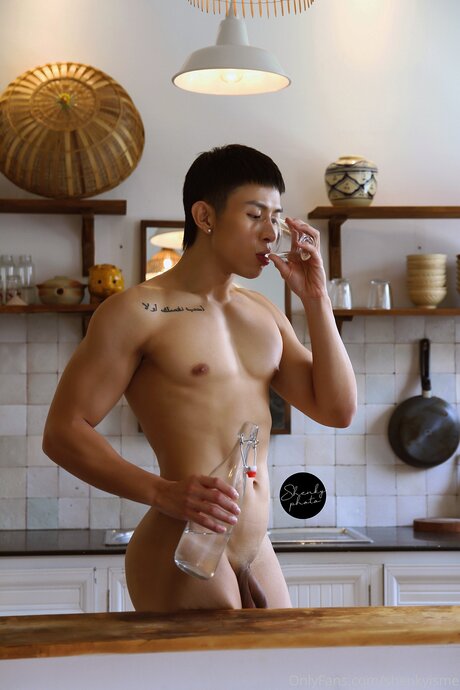 Shenkyisme onlyfans strip tease