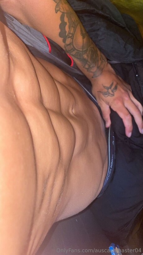 Auscashmaster04 onlyfans naked leaks