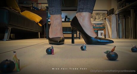 Thetinyconfessions only fans leaks