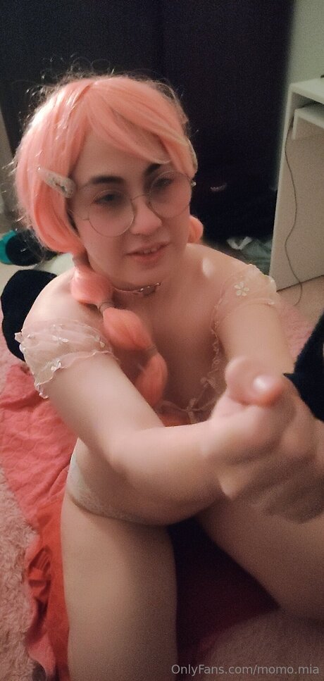 Momo Moonmoon nude onlyfans leaked