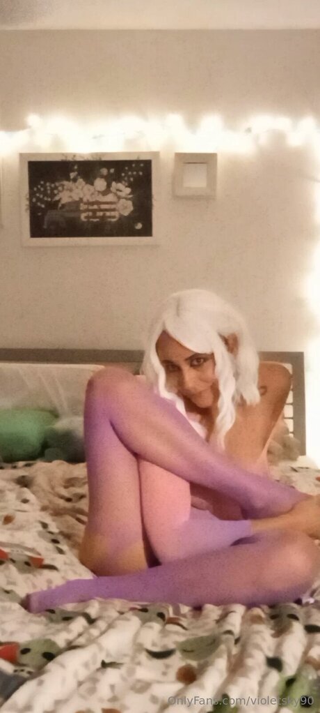 Violetsky90 feet onlyfans