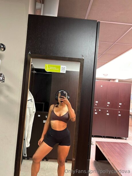 Pollycardova onlyfans de