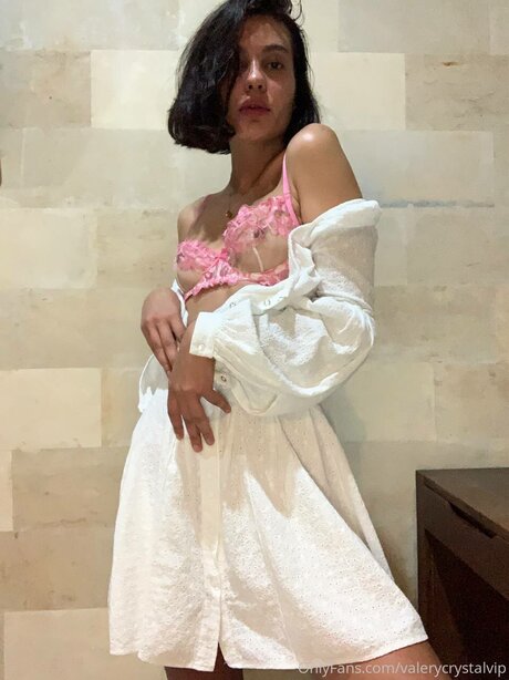 Valerycrystalvip onlyfans leams