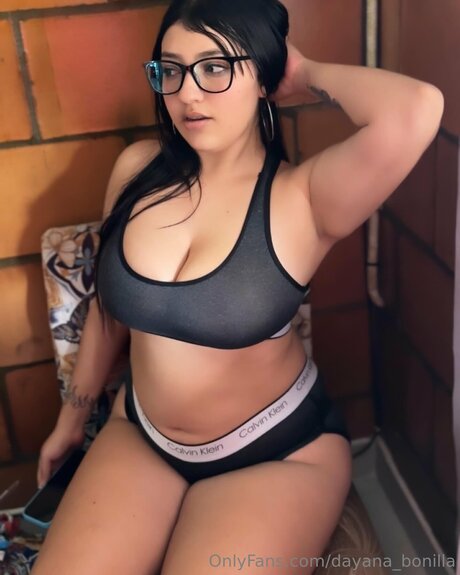 Dayana Bonilla onlyfans pictures