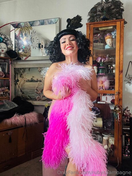 Rubychampagne only fans leak