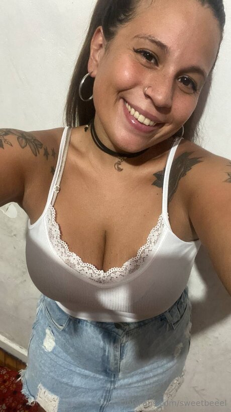 Sweetbeeel onlyfans leaked