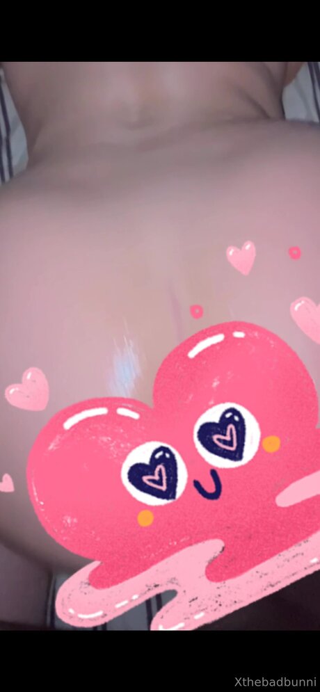 Xthebadbunnifree onlyfans content type