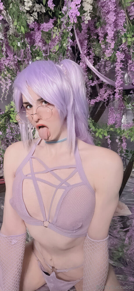 Tomboysuccubus free only fans