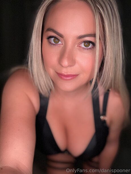 Dani Spooner only fans nude leaks