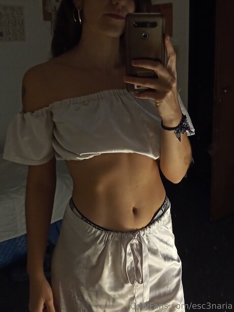 Esc3naria onlyfans nude content