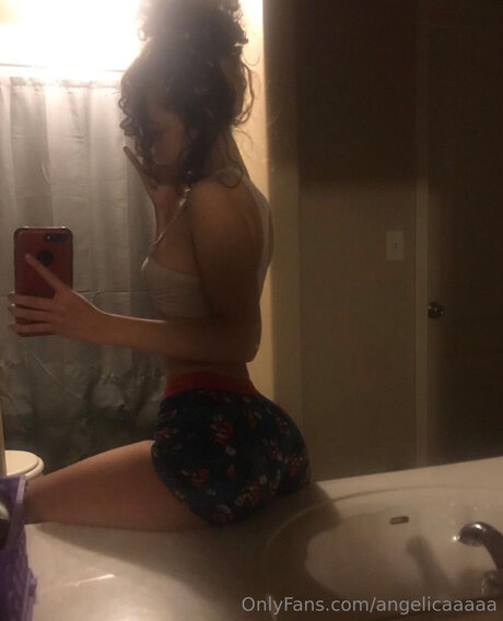 Angelicaaaaa strip onlyfans