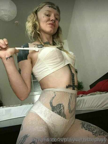 Frankyy B onlyfans nude pictures