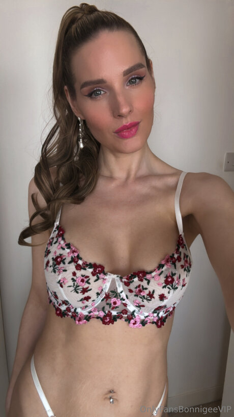 Bonnigeevip onlyfans porn nude