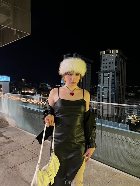 Onlyandreadoll only fans nude