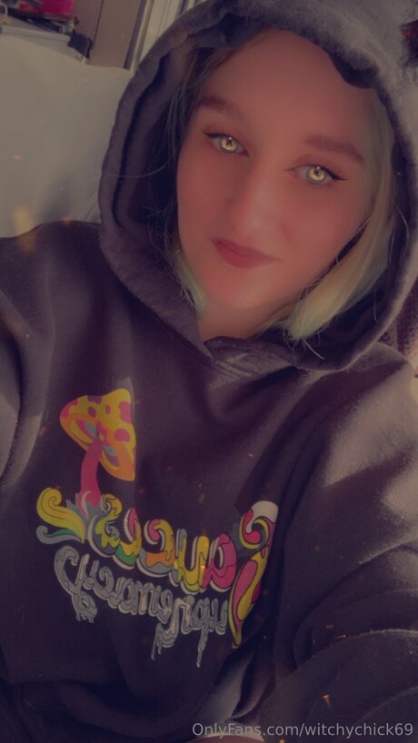Witchychick69 onlyfans nide