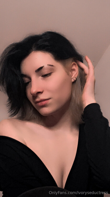 Ivoryseductress onlyfans nudes leak