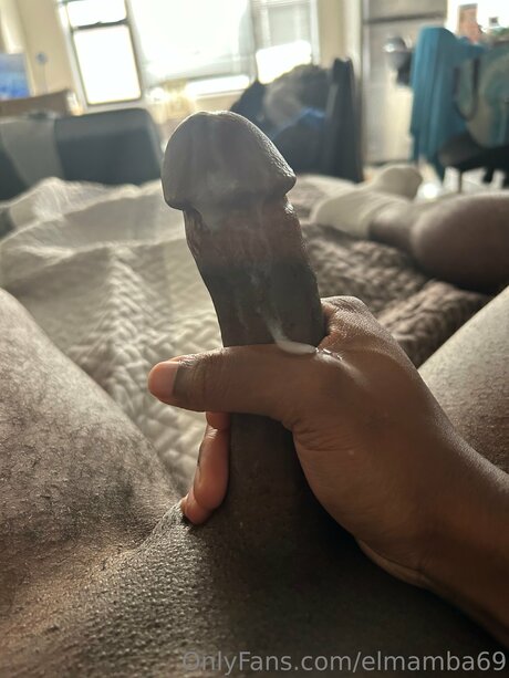 Elmamba69 onlyfans leaks.
