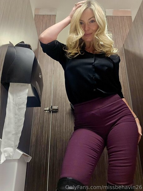 Missbehavin26 nude onlyfans porn
