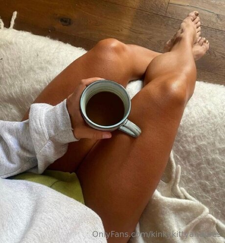 Kinkykittykisses onlyfans pics nude