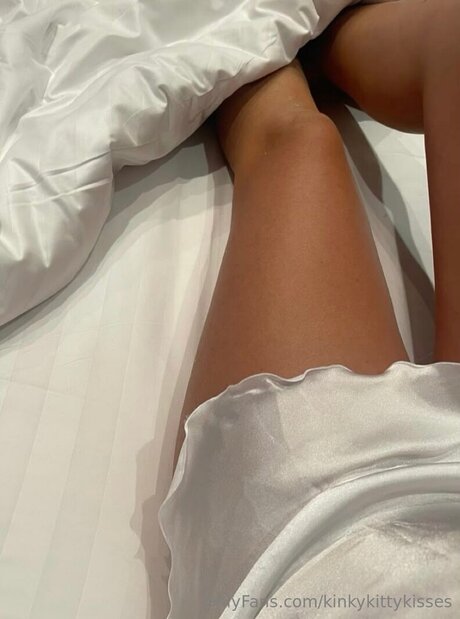 Kinkykittykisses onlyfans leak nude