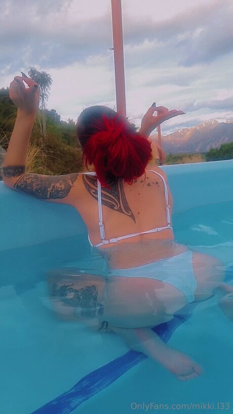 Mikki L33 naked onlyfans pics
