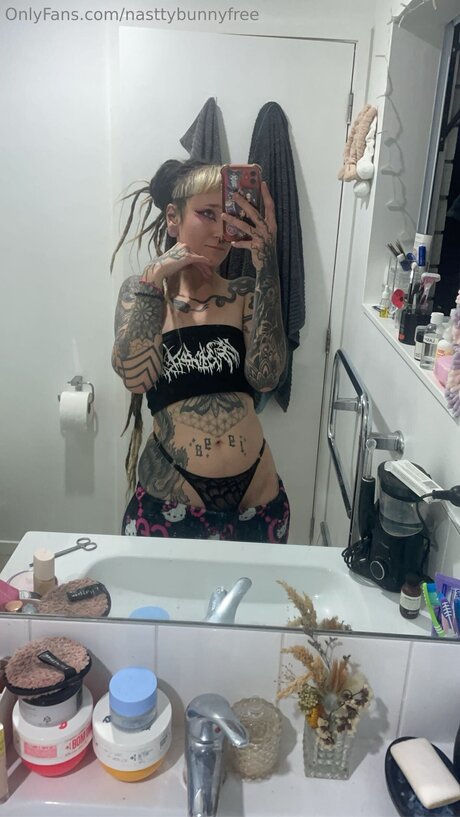 Nasttybunnyfree onlyfans leaked pictures
