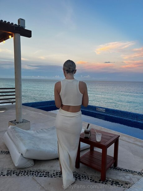 Amusemeofficial onlyfans x