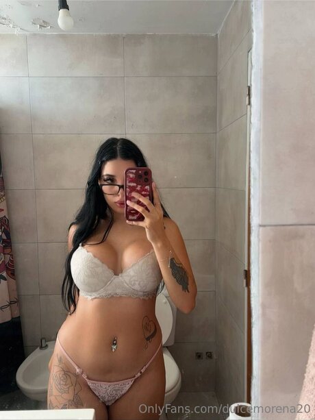 Dulcemorena20 onlyfans leaked pictures