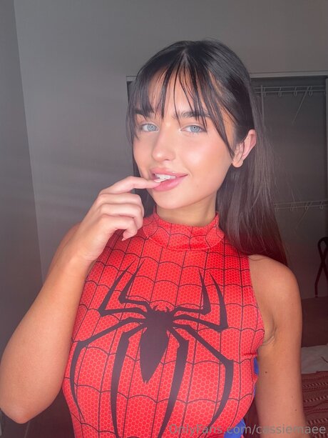 Cassiemaee only fans pictures