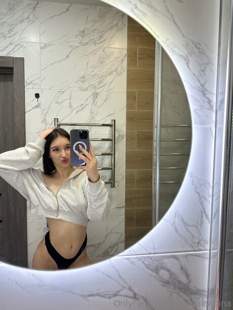 Vanyakytsina xxx onlyfans