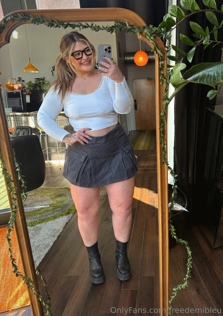 Freedemibleu onlyfans model