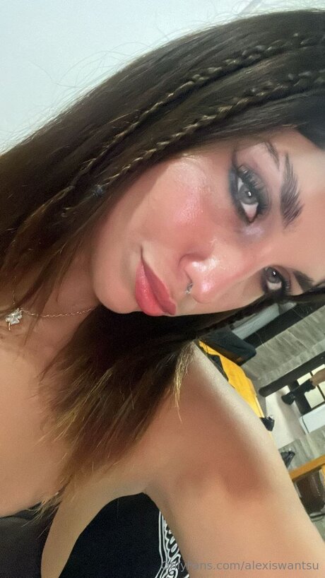 Alexiswantsu onlyfans page